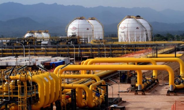 YPFB y Petrobras suscriben contrato interrumpible de compra venta de gas natural para periodo de verano