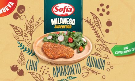 Sofía incursiona en la producción de su nueva milanesa de pollo Superfood a base de superalimentos.